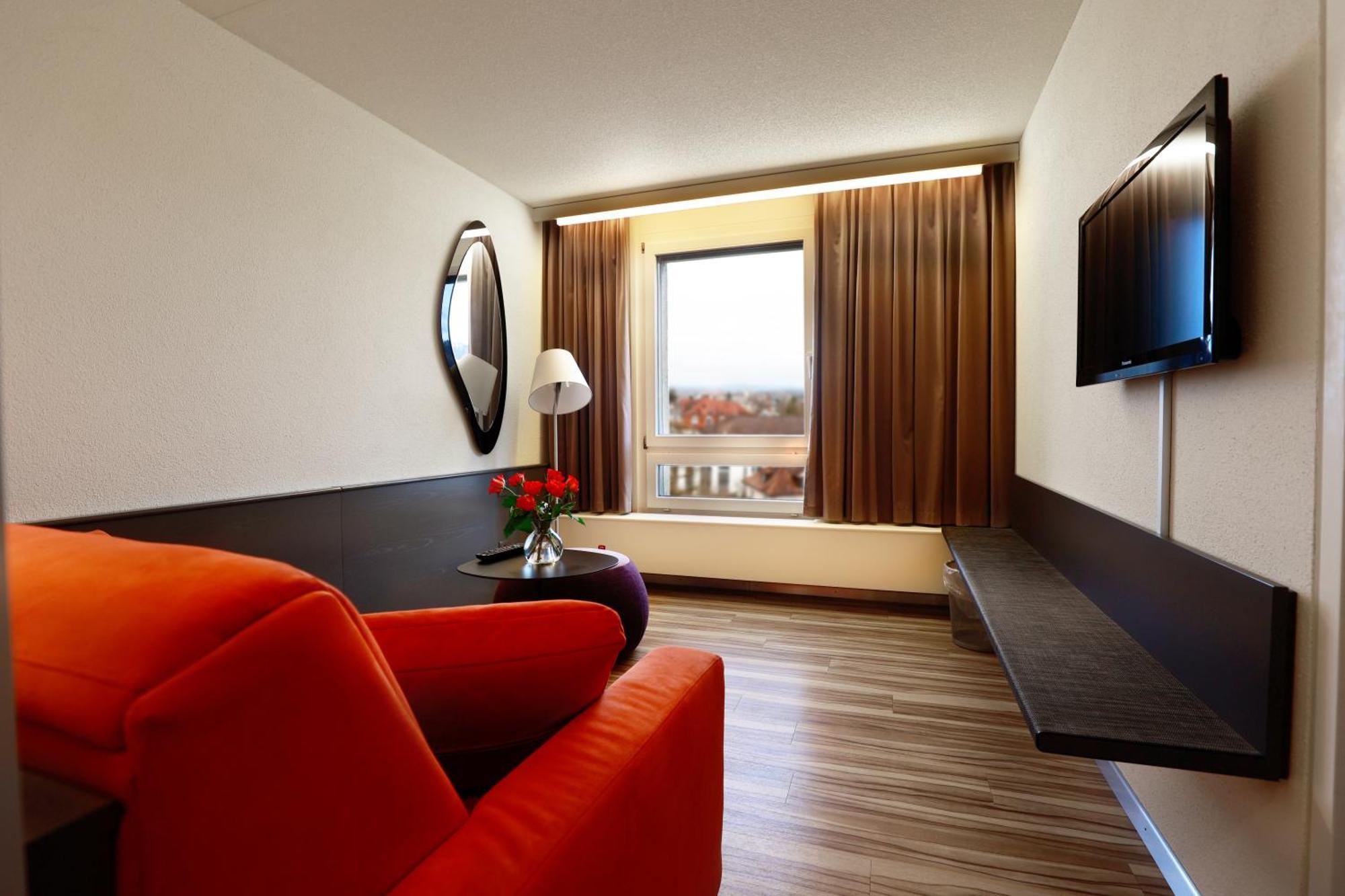Hotel Thurgauerhof Self-Check-In Вайнфельден Экстерьер фото