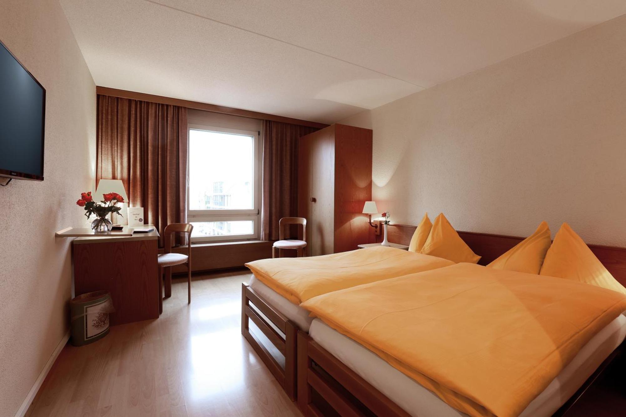 Hotel Thurgauerhof Self-Check-In Вайнфельден Экстерьер фото