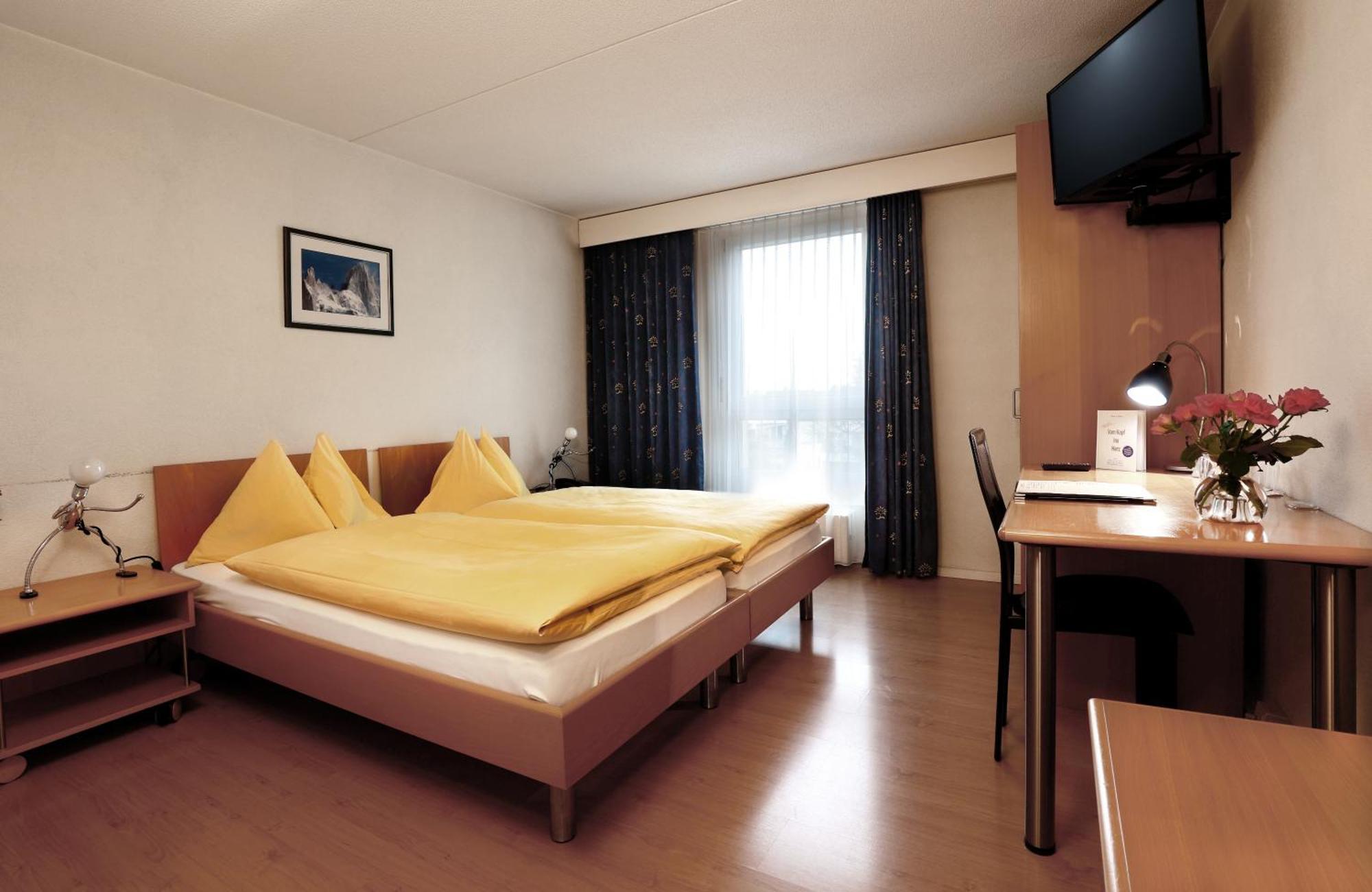 Hotel Thurgauerhof Self-Check-In Вайнфельден Экстерьер фото