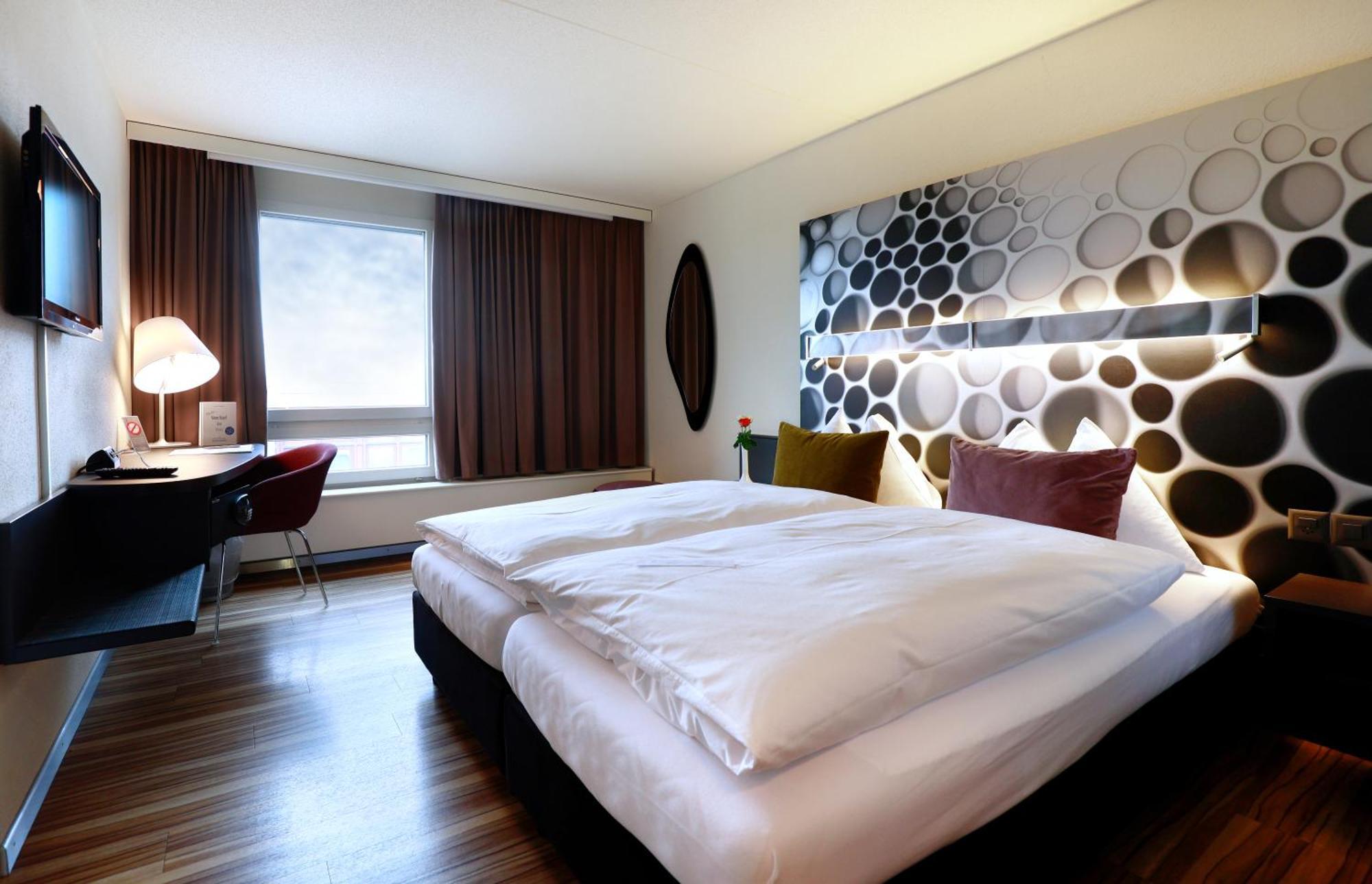 Hotel Thurgauerhof Self-Check-In Вайнфельден Экстерьер фото